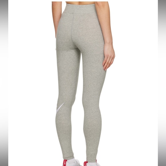 NIKE Sportswear Essential Leggings in Grey and White - Picture 3 of 6